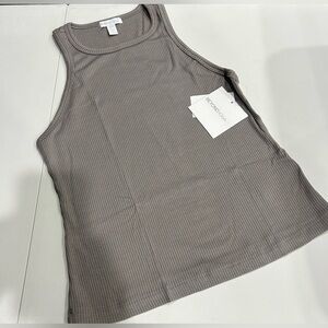 Beyond Yoga Women's Medium Formation Tank Stone Grey Gray NWT High Neckline
